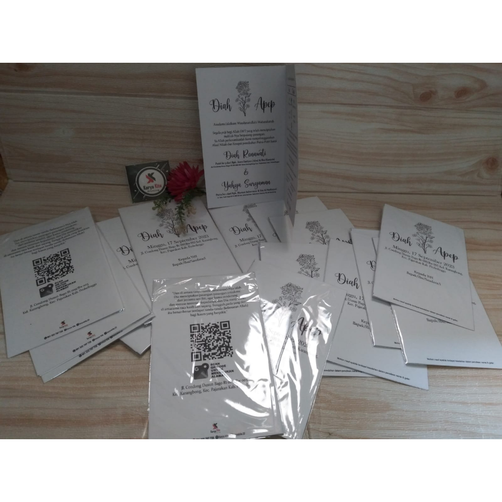 Undangan nikah murah seribuan, Undangan pernikahan, Undangan bisa pakai foto, Undangan custom