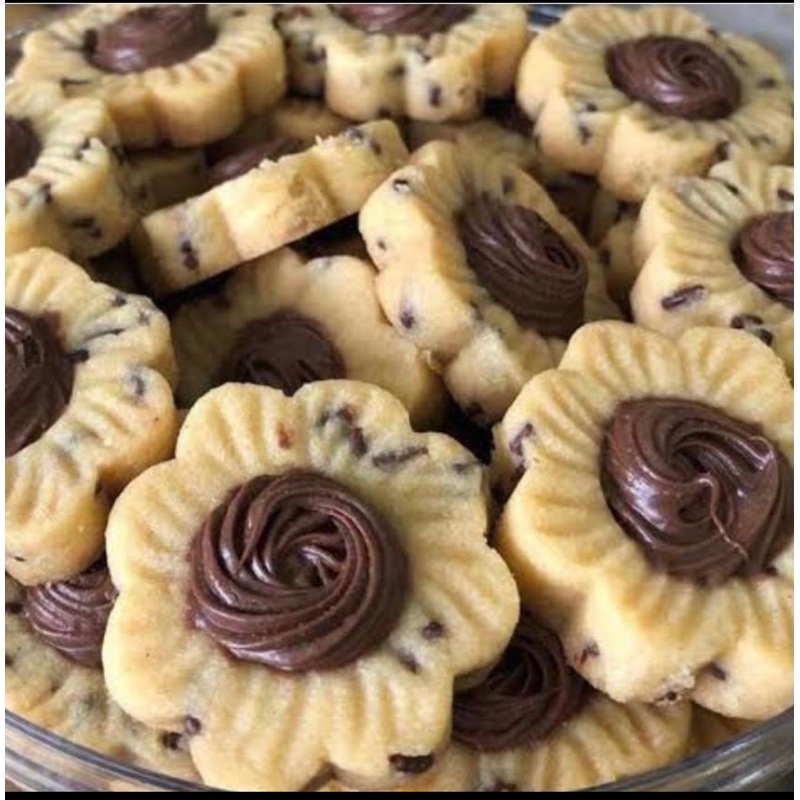 

Nutella Cookies Toples tabung 600ml