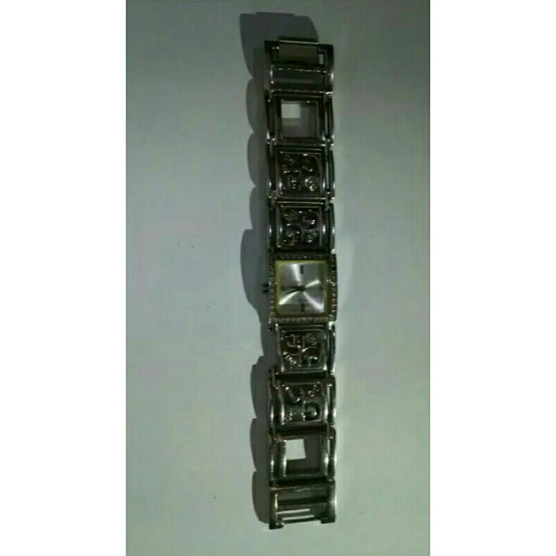 Jam Tangan Guess Stainless Steel