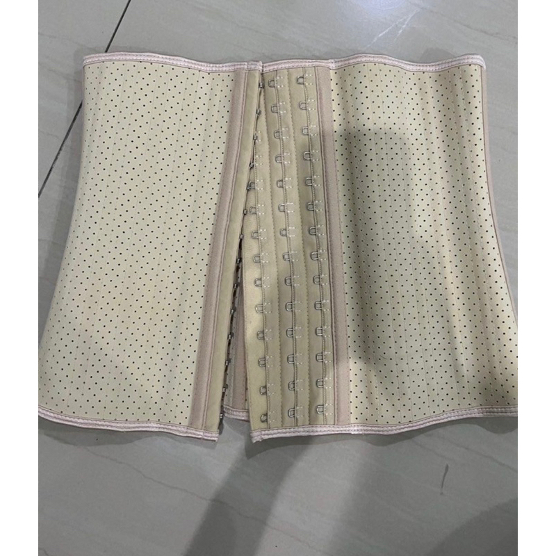 wonderful waist 25 tulang preloved ukuran S