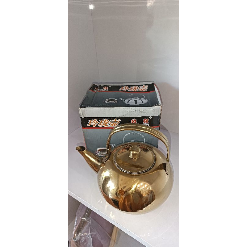 Teko Emas Air Zam-Zam