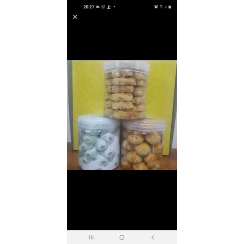 

paket tiga toples.nastar.castengel.putri salju pandan