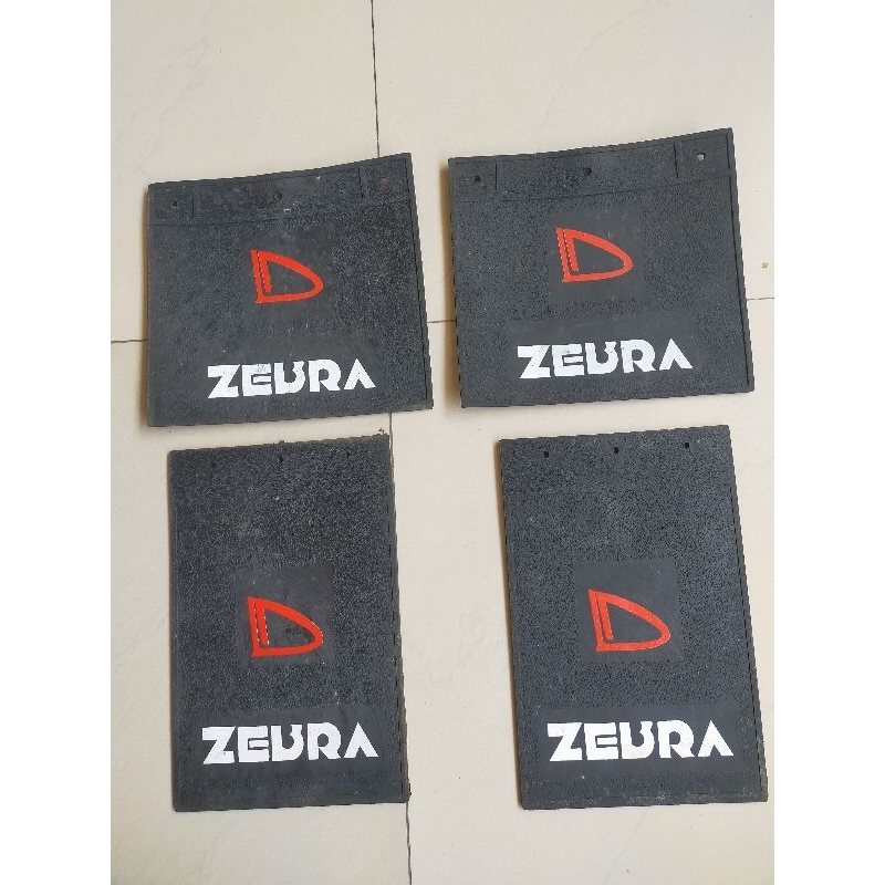 karpet roda zebra/ Hijet depan belakang 1 set