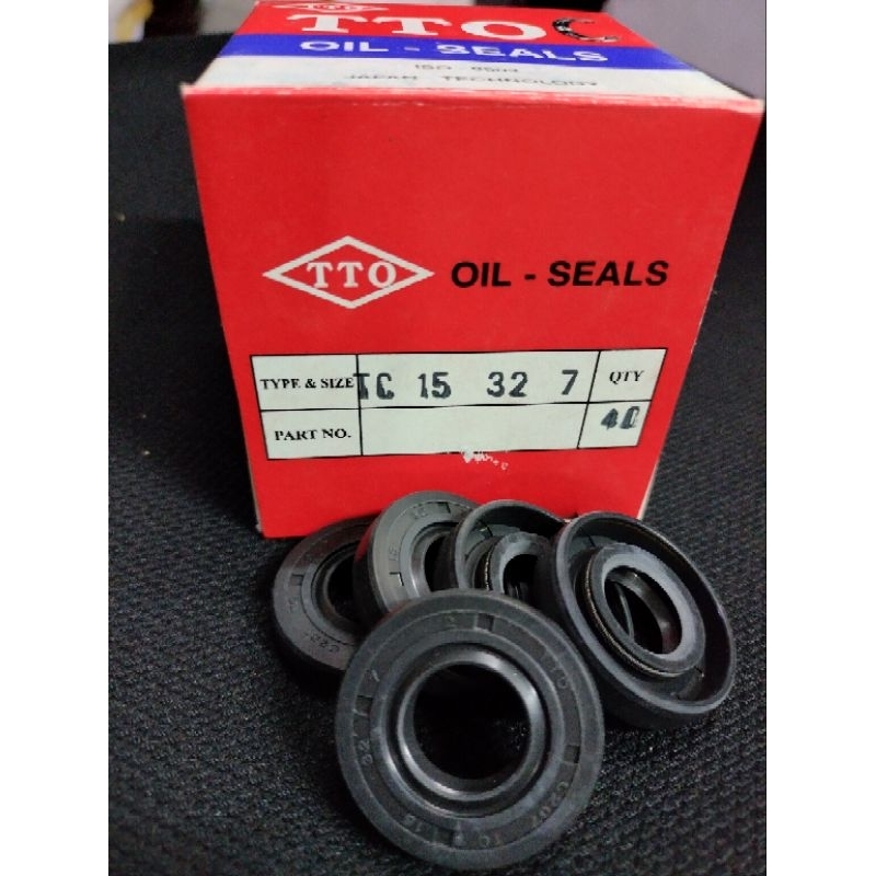 Oil Seal TC 15 32 7 TTO