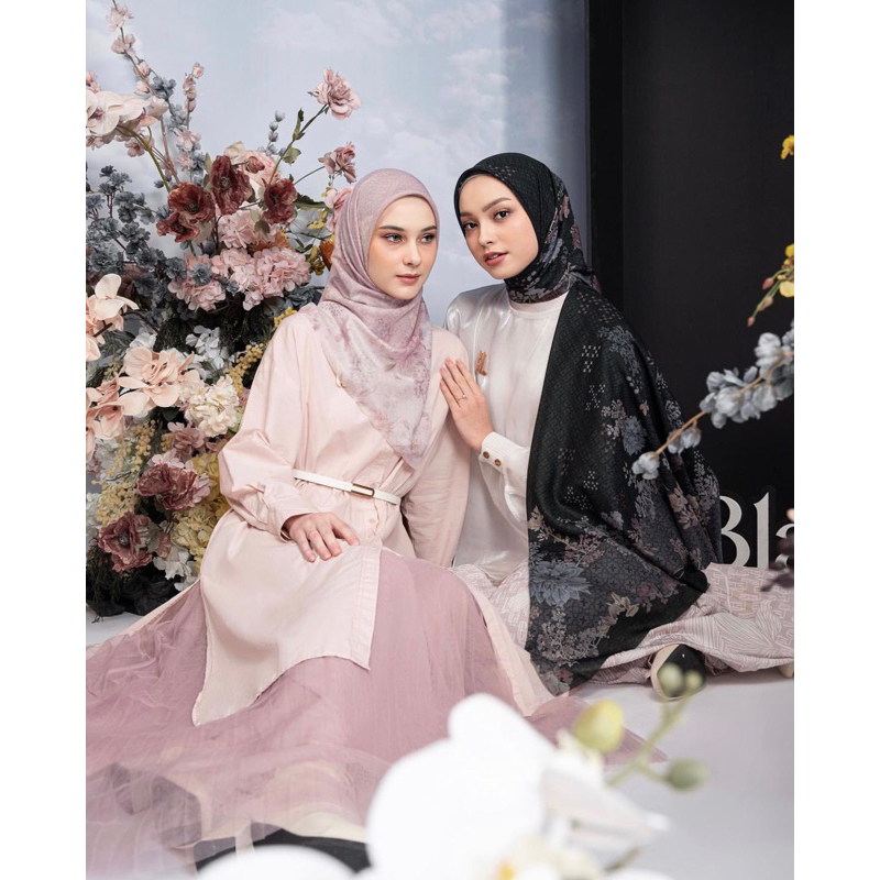 OSAKA SCARF | BERGAMO SCARF by HEYLOCAL heylocal.id