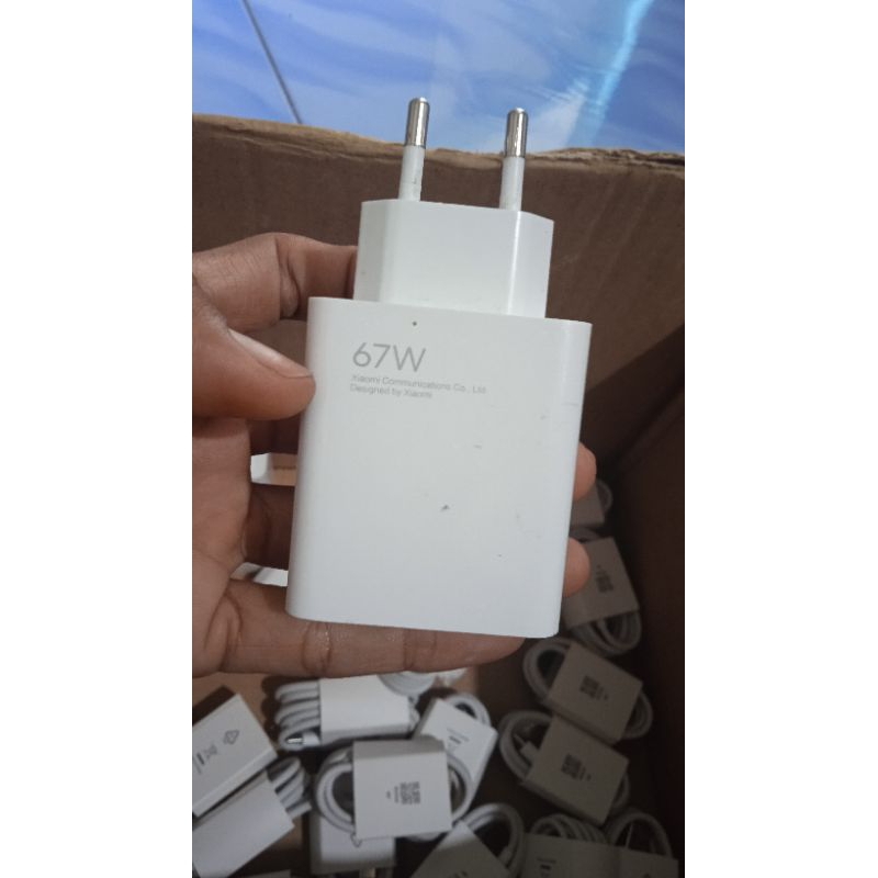 Adaptor charger 67W 67 watt xiaomi original copotan bekas
