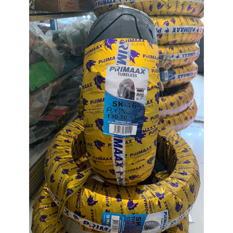 Ban Belakang Vespa Matic Tubeles Primaax SK 16 Ban luar 130/70 Ring 12 Primaax Tubeles SK 16