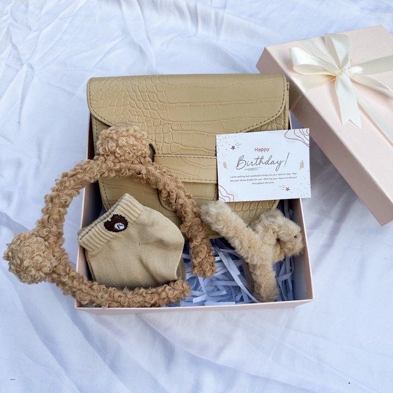 

[B5452]HAMPERS GIFT BOX TAS KADO ULANG TAHUN CEWEK/KADO PACAR/KADO TAS CEWEK/KADO VALENTINE/KADO ANNIVERSARY/KADO WISUDA/KADO GURU/KADO BESTIE/KADO WEDDING/HAMPERS LEBARAN/HAMPERS RAMADHAN/KADO SIDANG