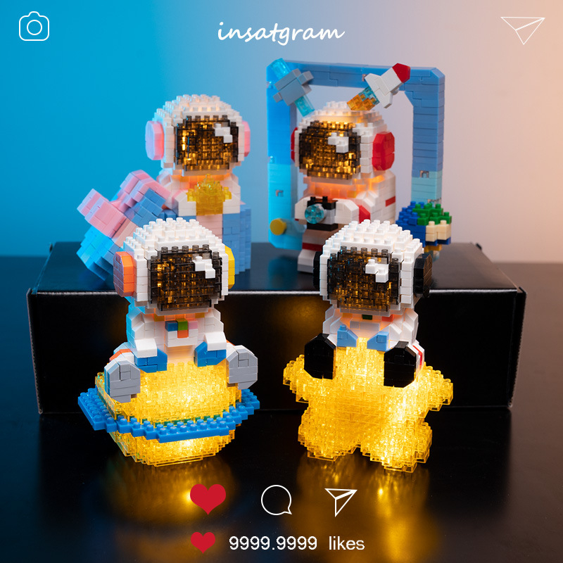 Bricks Nanoblocks Nyala astronot lampu tidur lucu mainan rakit