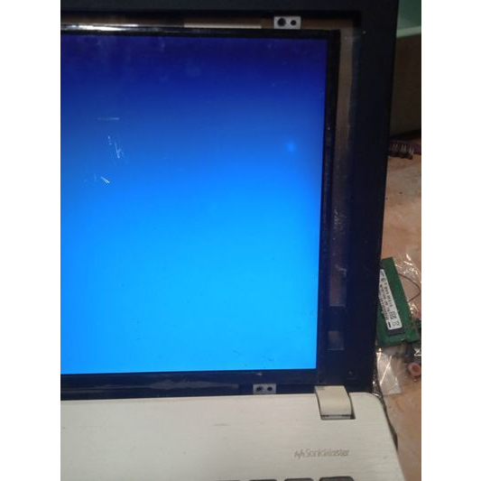 LED 14 Inc Slim 40 Pin
