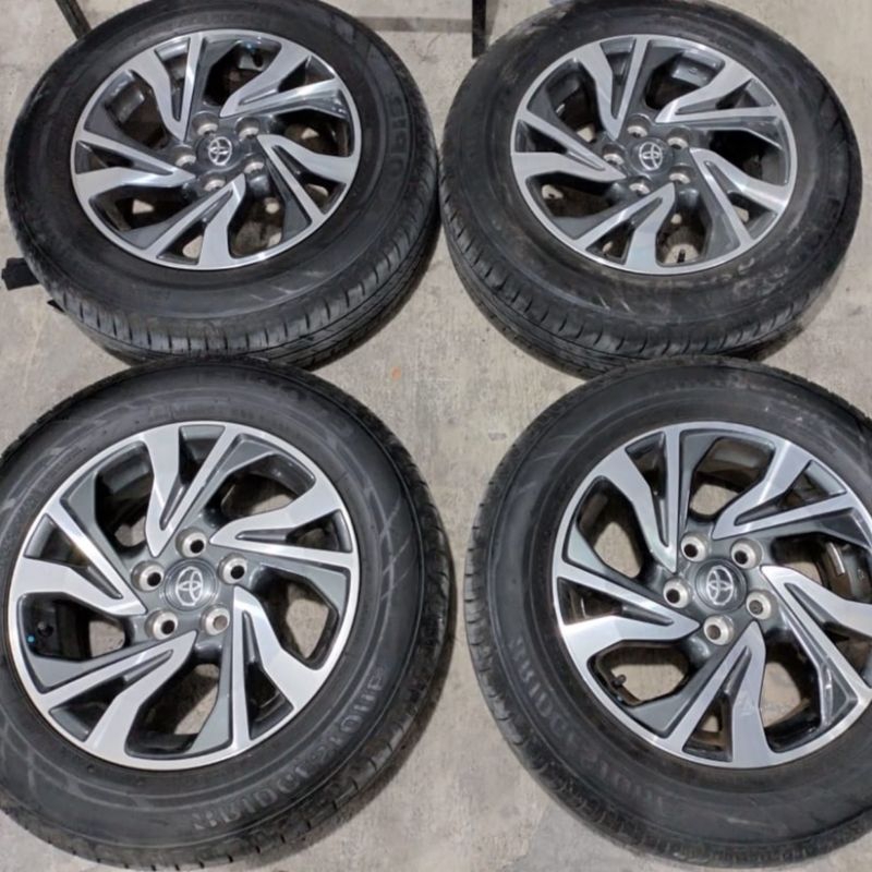 Velg Mobil Copotan Std Innova Reborn Facelift Ring16 +Ban 205 65 R16