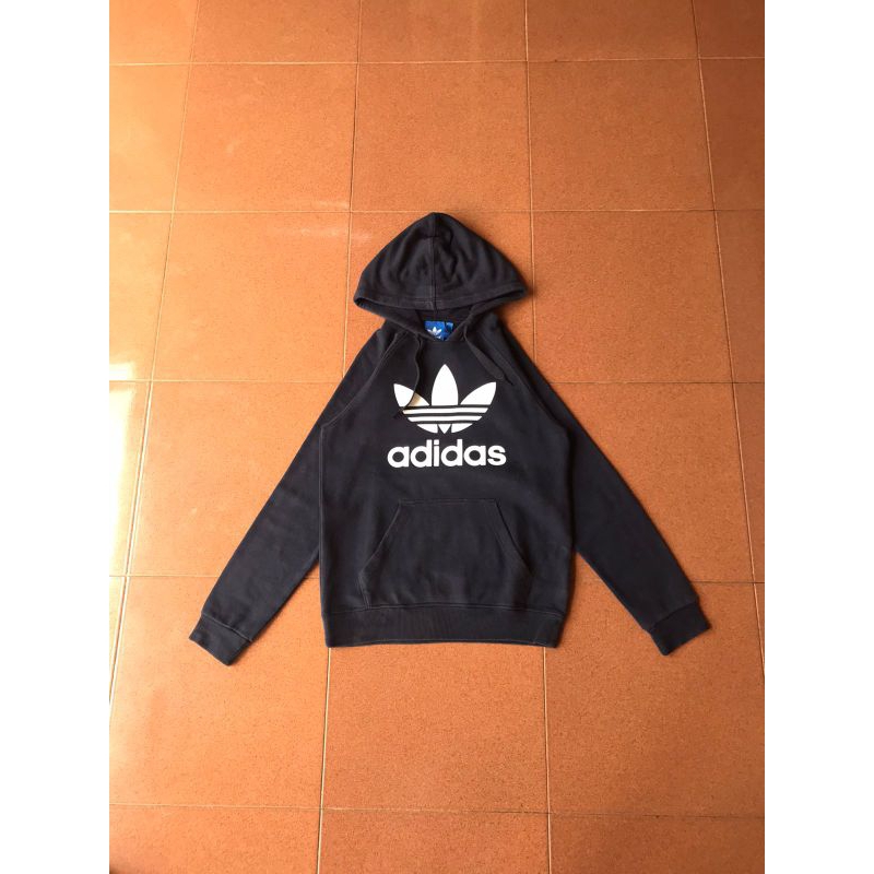 Borongan adidas