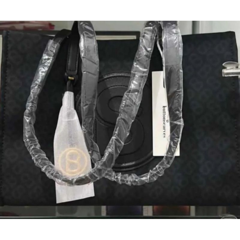 Aliya Tote Bag Buttonscarves