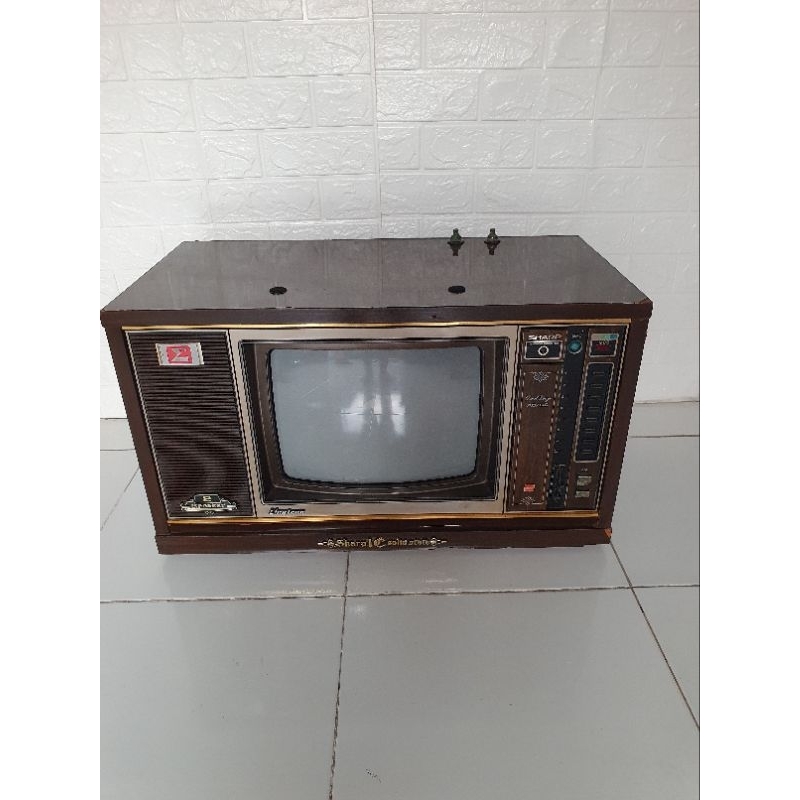 TV Hitam Putih Jadul Sharp Linytron Solid State