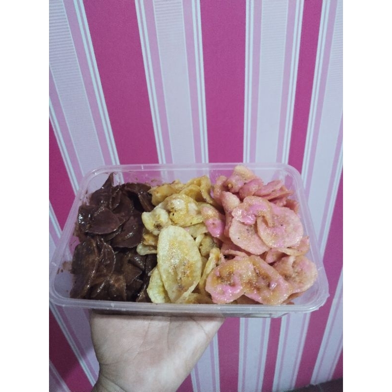 

Keripik pisang coklat lumer 230-250gram