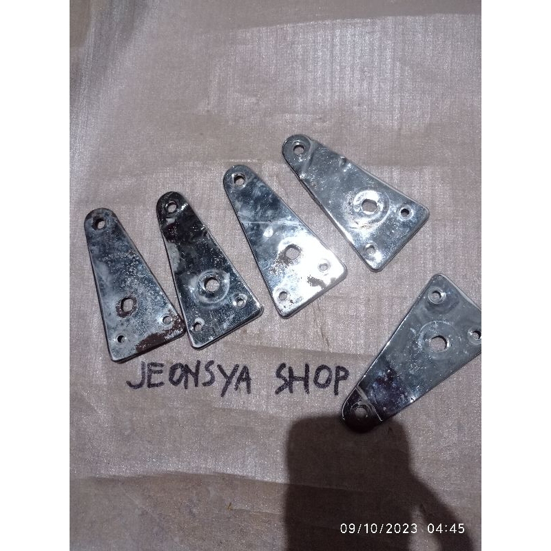 Breket Kupingan Lampu Tiger 2000 Tiger Lama Ori Second