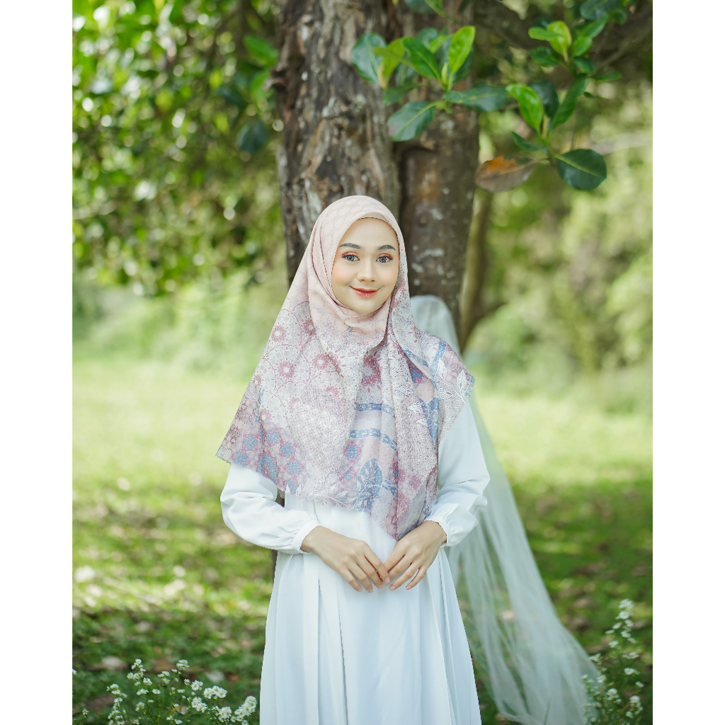 KHALISA SERIES VOAL HIJAB PRINTING SEGI EMPAT PREMIUM TRYSPAN ULTRAFINE
