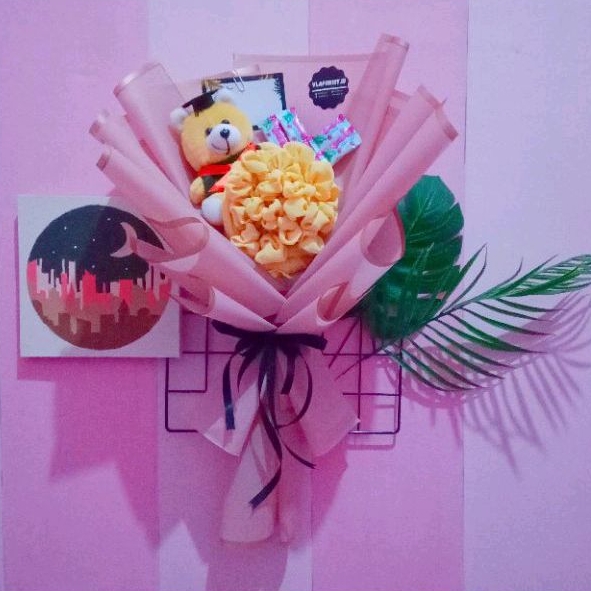 

Buket Hijab Wisuda // Buket Wisuda