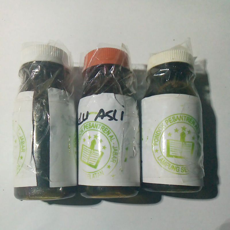 

madu asli lokal madu odeg madu hutan per,1 botol madu sudah d rukiyah udh d kasih do,a