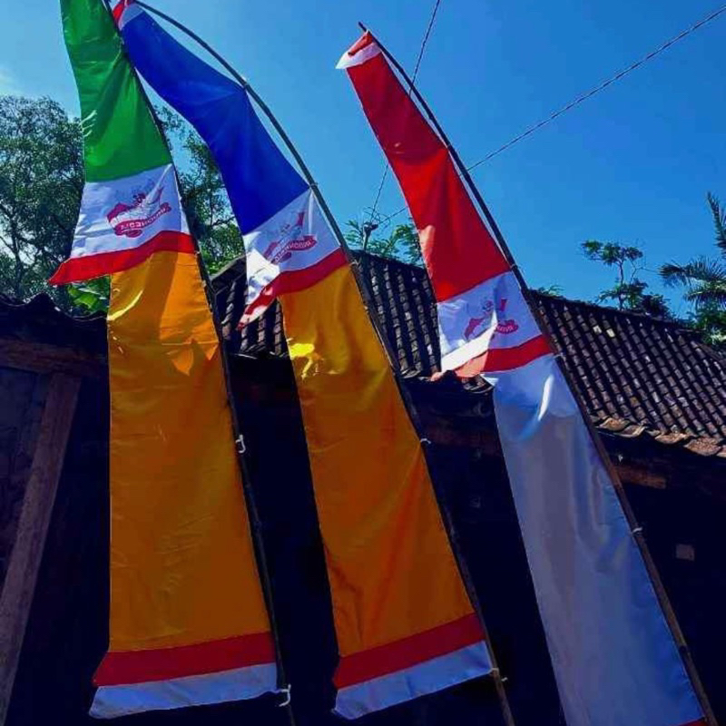 20 Pcs (1 Kodi) Umbul Umbul Layur Garuda 4 Meter