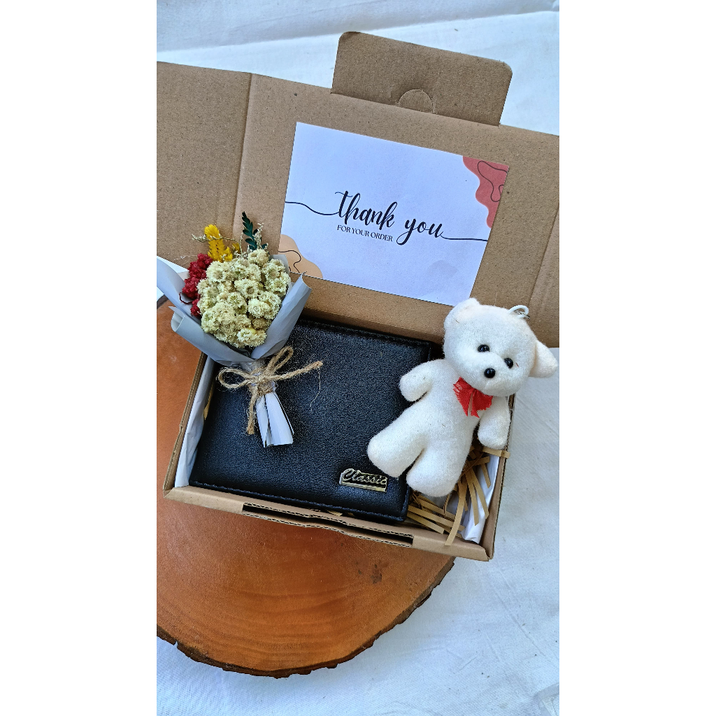 

GIFTBOX DOMPET// KADO COWOK SPESIAL/ULANGTAHUN/HARI JADI