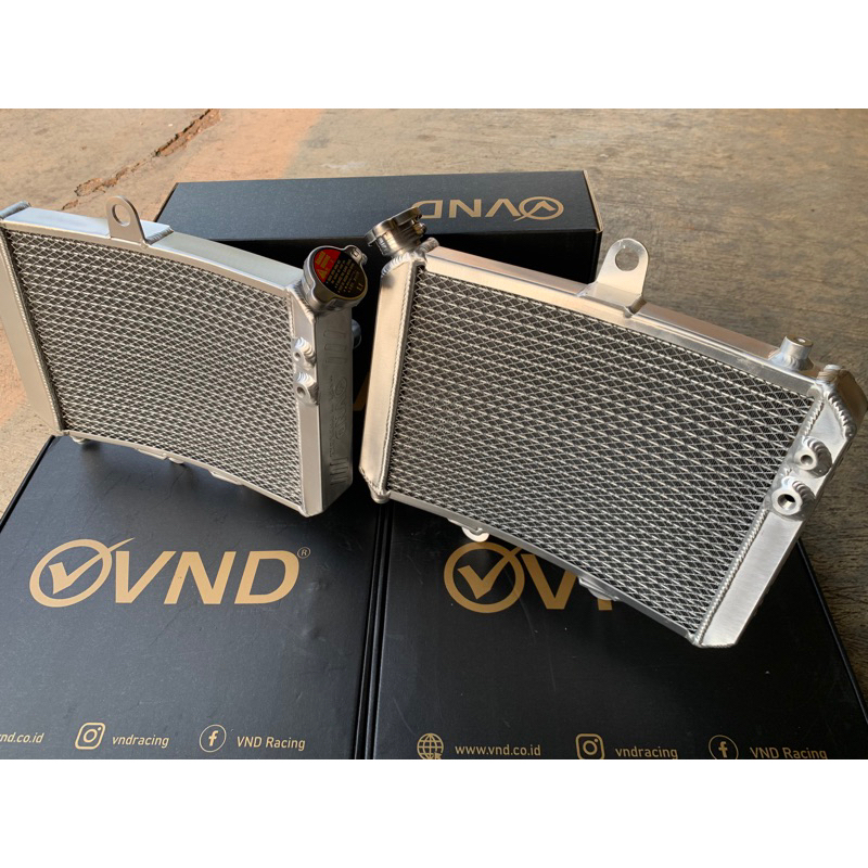 RADIATOR ALMUNIUM VND RACING NINJA R NINJA RR /R RADIATOR NINJA R /RR original VND
