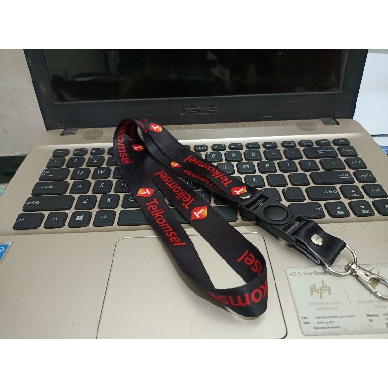 

Lanyard / Tali id card Telkomsel (READY STOCK) termurahhh bangettz