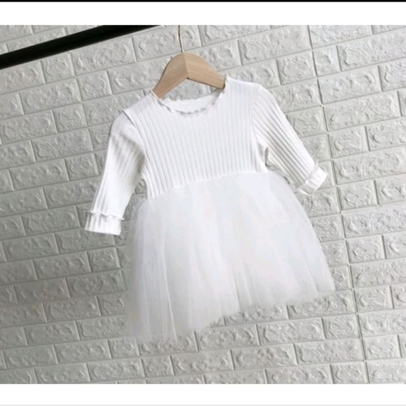 DRESS ANAK PEREMPUAN 1-4 TAHUN WARNA PUTIH / DRESS ANAK PEREMPUAN PUTIH / DRESS ANAK SIMPEL / DRESS 