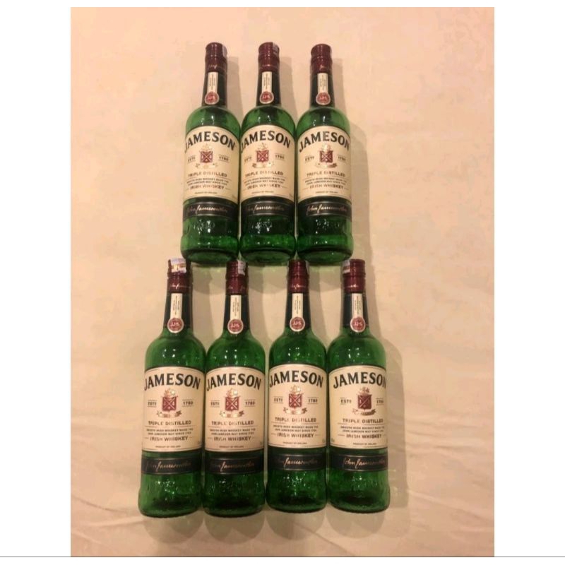 Botol Jameson kosong