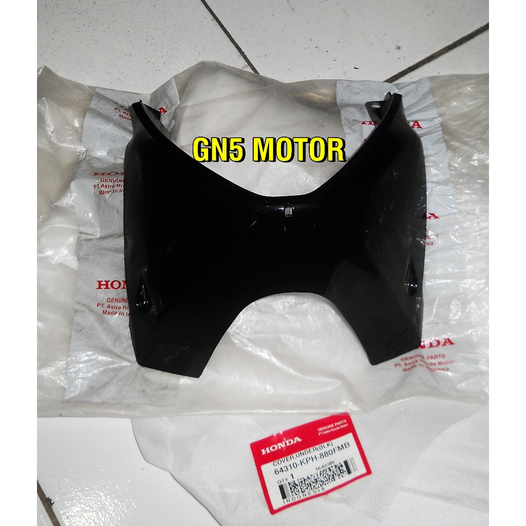 SAMBUNGAN BODY BAGIAN BAWAH MESIN HONDA KARISMA KHARISMA HITAM ORISINIL AHM ORIGINAL 64310-KPH-880FM