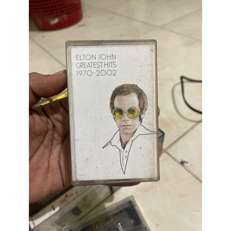 kaset pita elton john