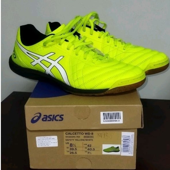 Sepatu Futsal Asics
