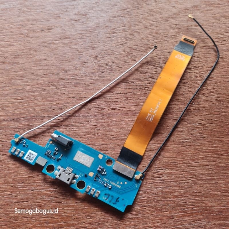 Fleksibel konektor charger papan cas coolpad e502 y83 original copotan