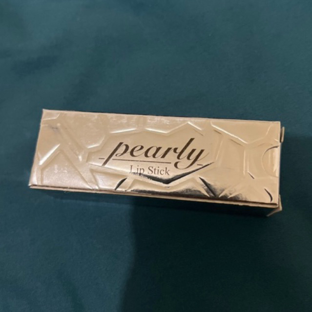 Lipstick pink pearly