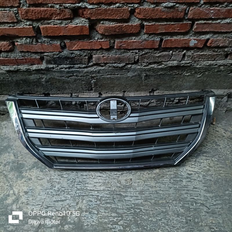 grill Innova 2014 Barong original
