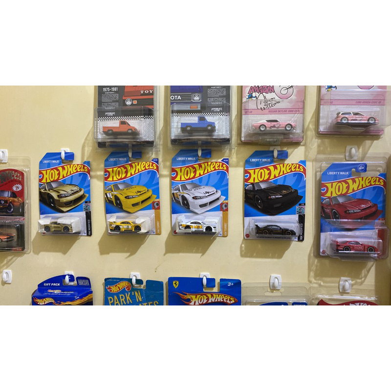 hotwheels nissan silvia s15 lbwk set (hitam, kuning, putih, merah)