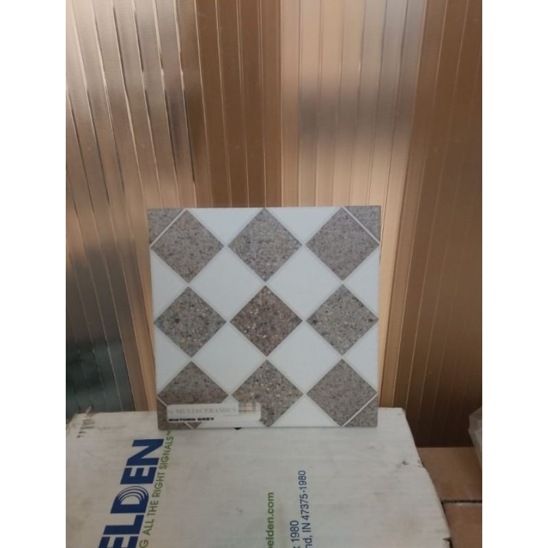 keramik mulia signature midtown 25*25