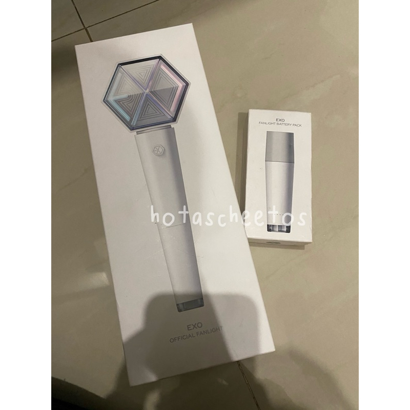 EXO Lightstick VER 3 + Battery Pack