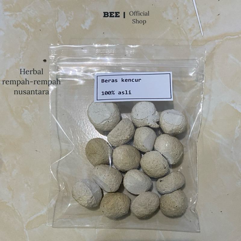 

beras kencur butiran kaya rempah-rempah