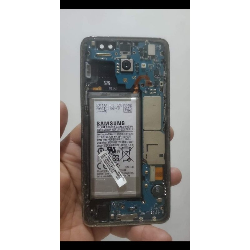 samsung a8 2018 minus lcd
