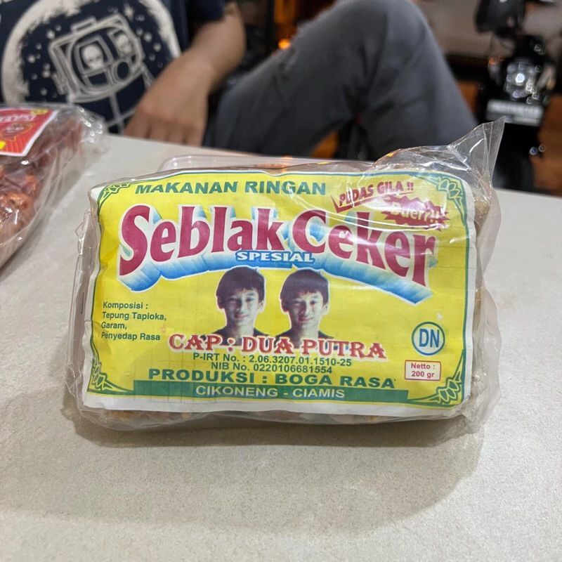 

Snack Seblak Ceker gurih pedas nikmat 1 pack isi 20 pcs