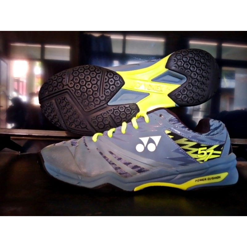 sepatu badminton yonex shb 57 second original