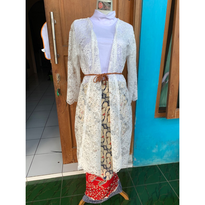 OUTER PANJANG PUTIH BRUKAT OUTER BROKAT KONDANGAN