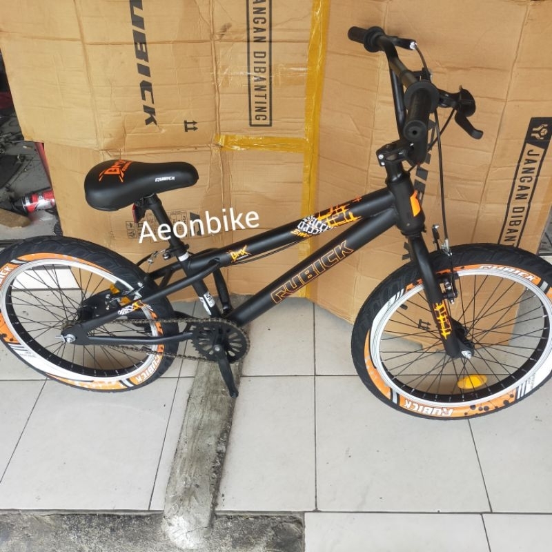 sepeda BMX 20 inch rubick ban 20x250 sepeda anak laki laki 7,8,9tahun by united