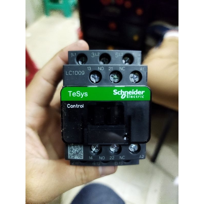 Kontaktor LC1D09M7 220V NEW Original / Contactor Schneider LC1D09M7