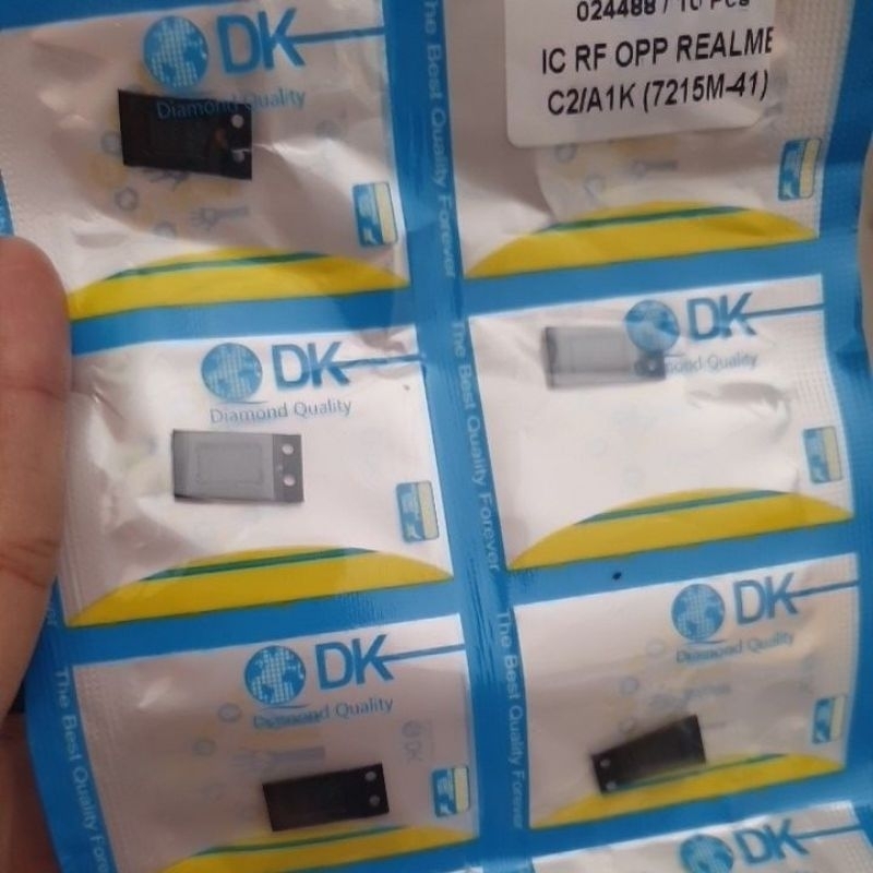 IC RF OPPO REALME C2/A1K (7215M-41)