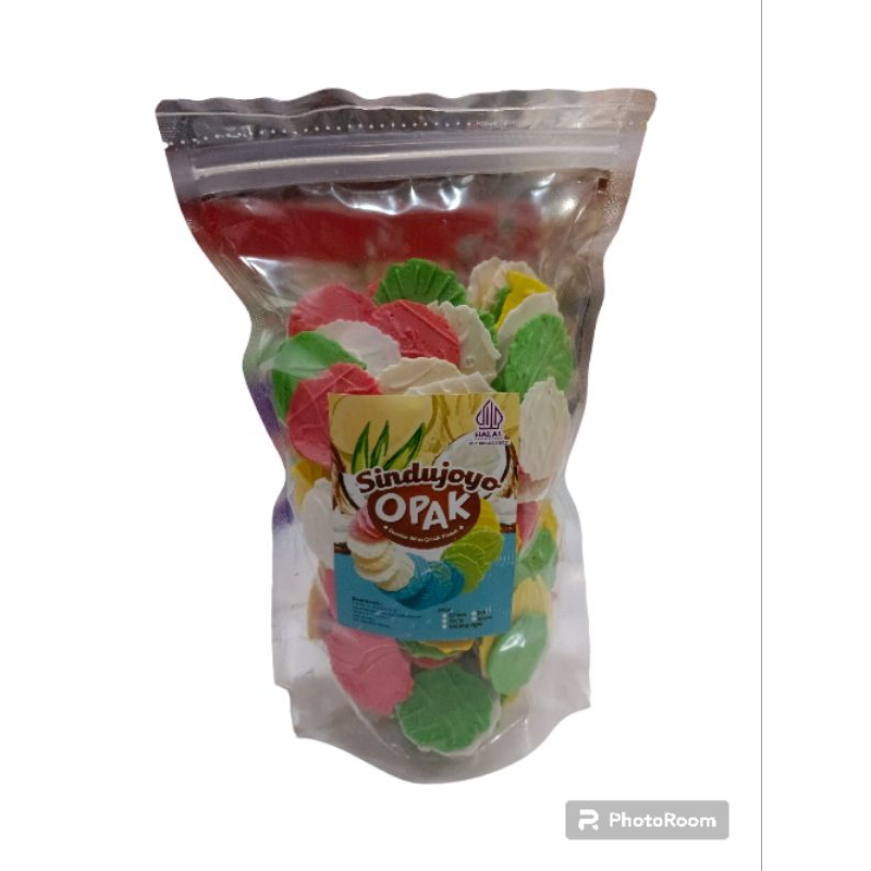 

CAMILAN OPAK WARNA WARNI KHAS GRESIK ENAK RENYAG GURIH KEMASAN POUCH 120GR