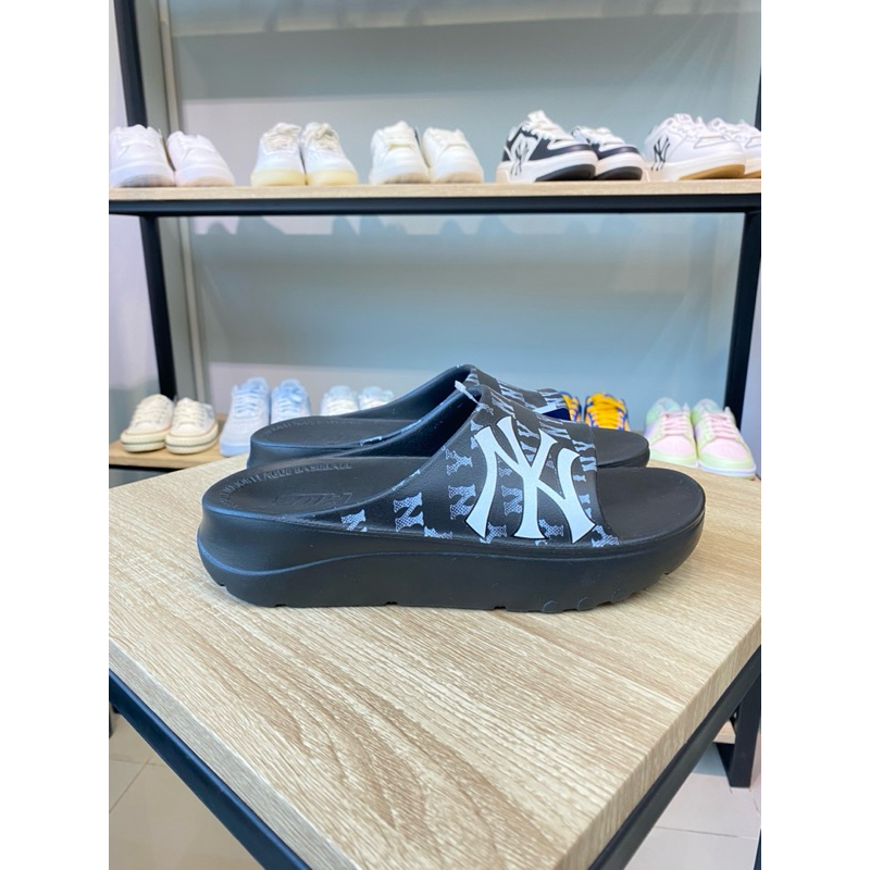 MLB CHUNKY SLIDE CLASSIC MONOGRAM - 100% ORIGINAL