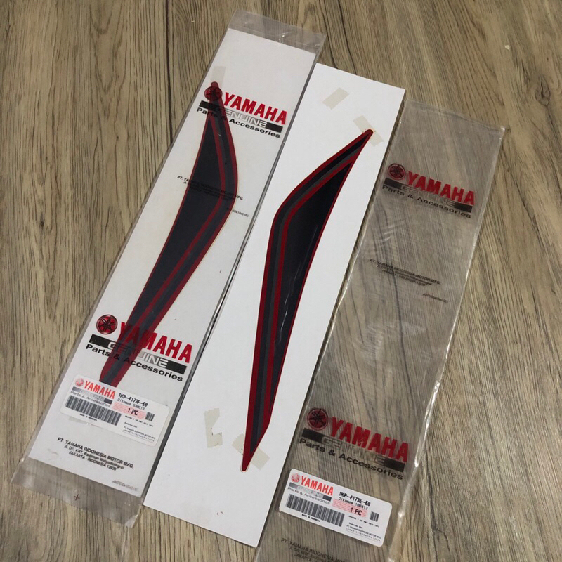 STRIPPING MOLE BAWAH MIO SOUL GT KANAN KIRI ( ORIGINAL ) / 1KP-F173E-E0 / 1KP-F173F-E0