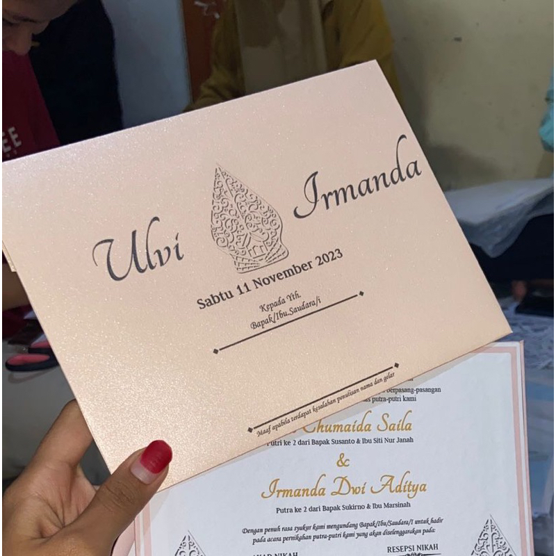 Undangan Hardcover Tema jawa